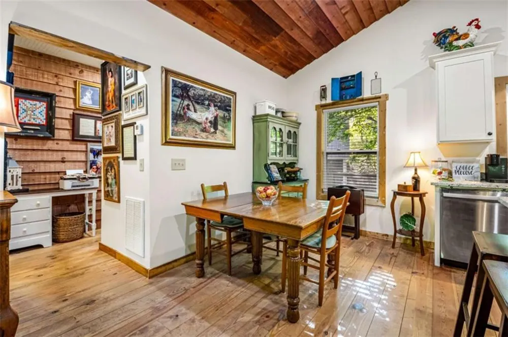 45 Hall Lane Clayton, GA 30525