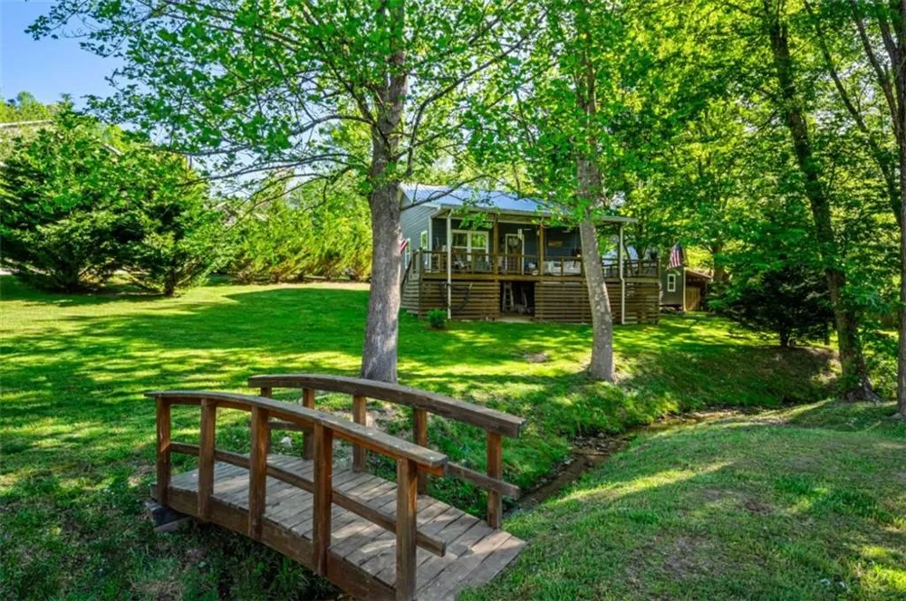 45 Hall Lane Clayton, GA 30525
