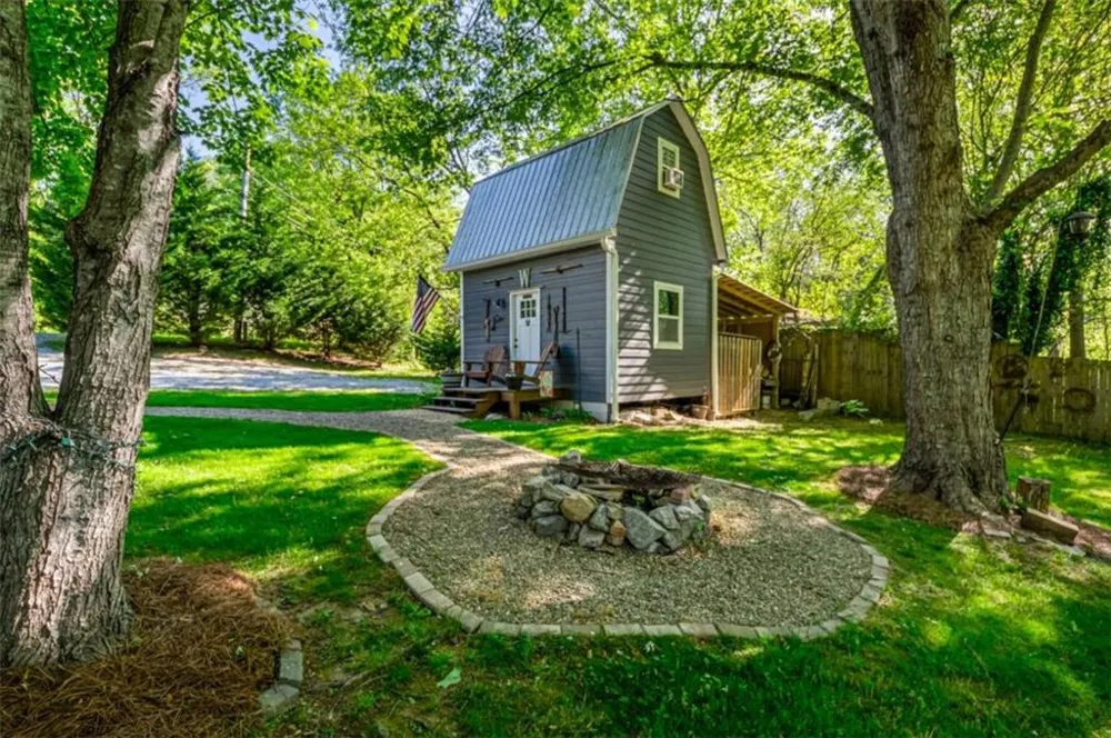 45 Hall Lane Clayton, GA 30525