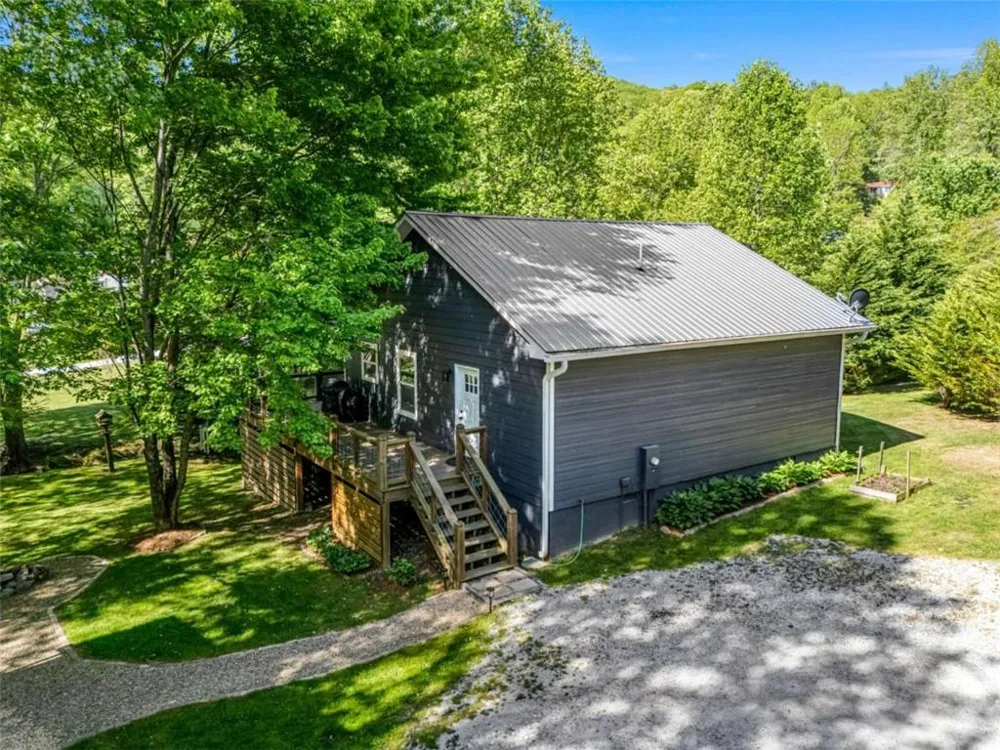 45 Hall Lane Clayton, GA 30525