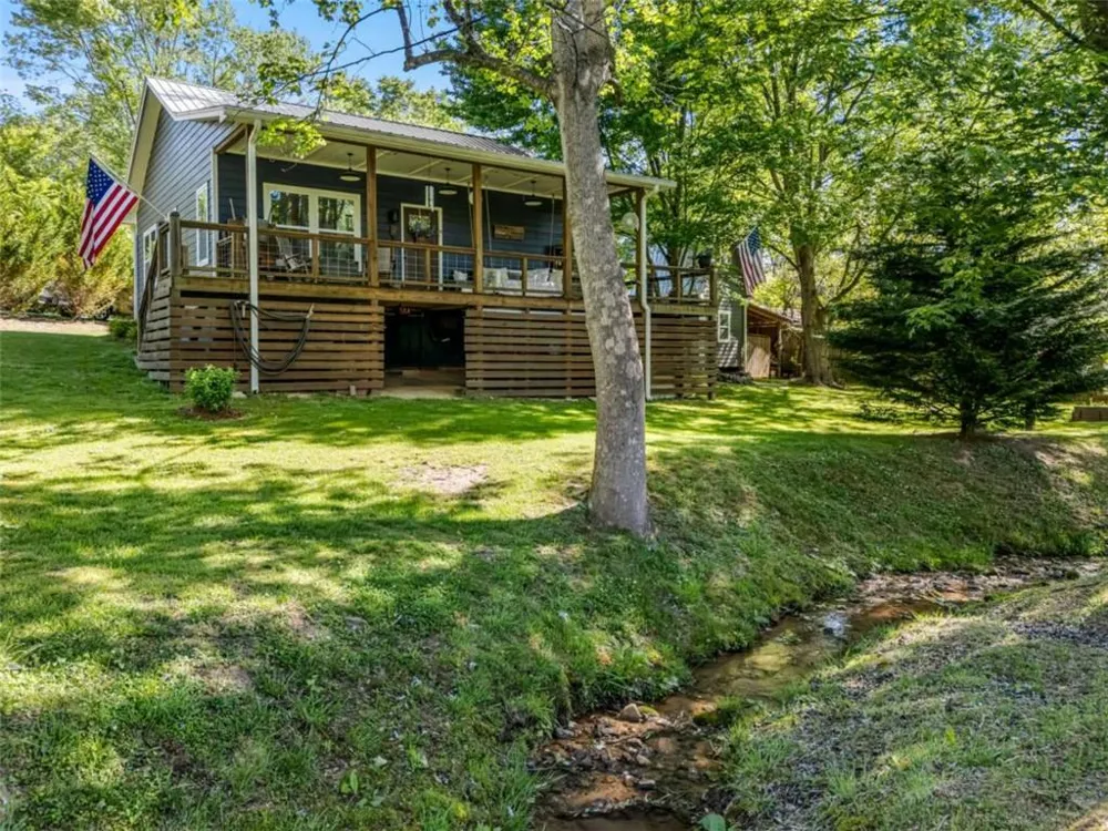 45 Hall Lane Clayton, GA 30525