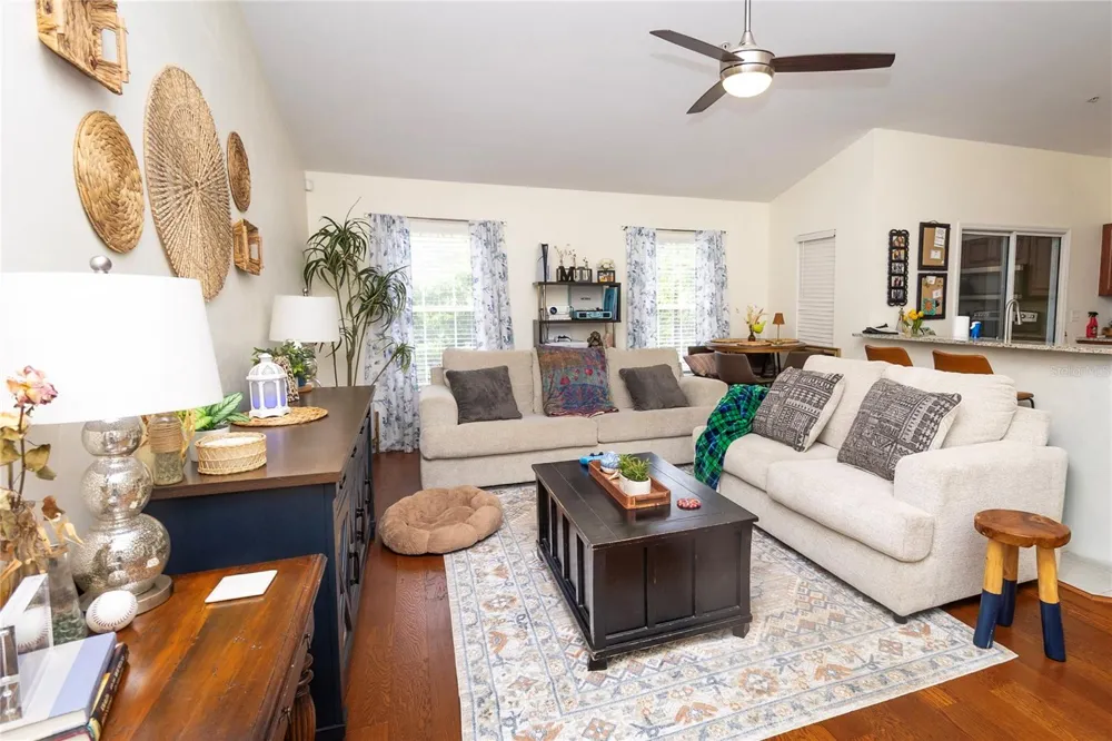 4215 SW 31ST DRIVE #201 Gainesville, FL 32608