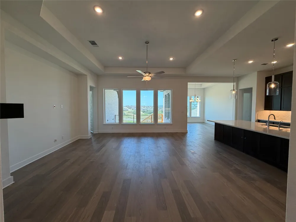 101 Uphill Drive Liberty Hill, TX 78642