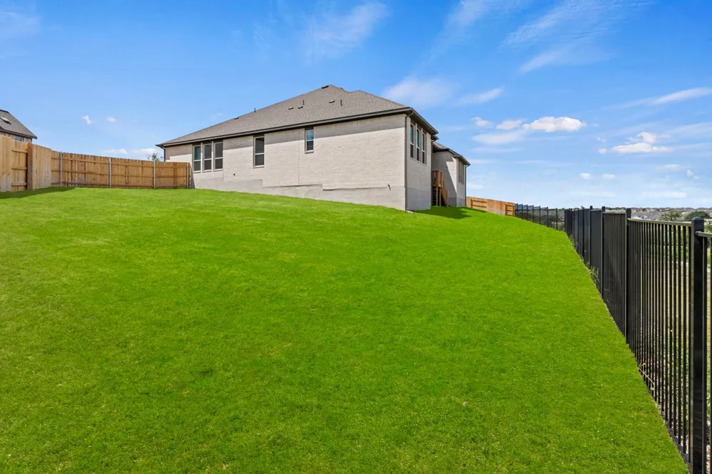 101 Uphill Drive Liberty Hill, TX 78642