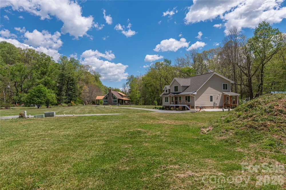 600 Sophie Road Maggie Valley, NC 28751