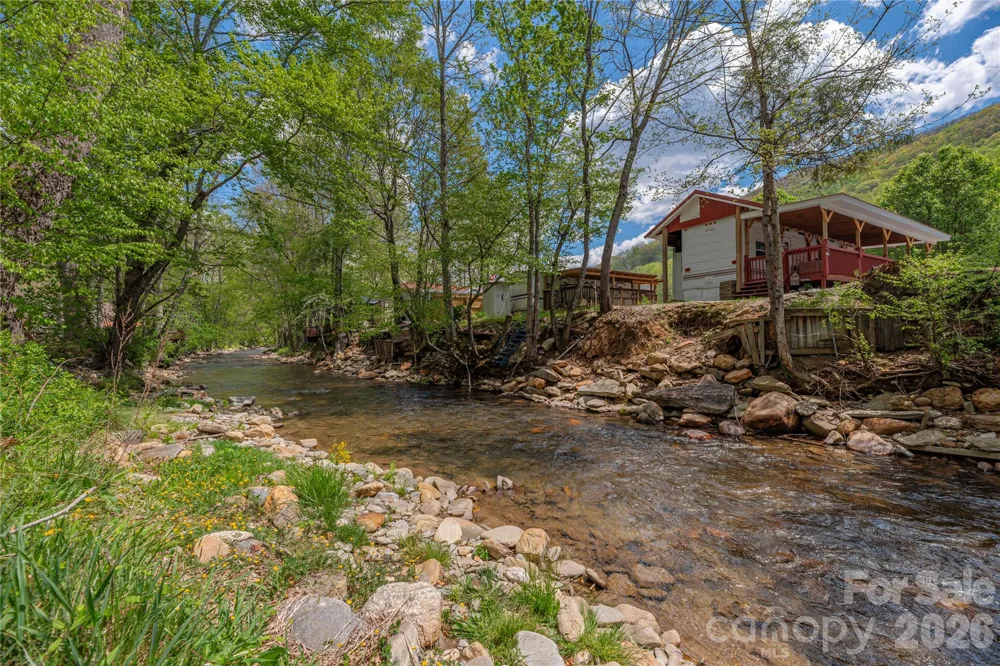 600 Sophie Road Maggie Valley, NC 28751
