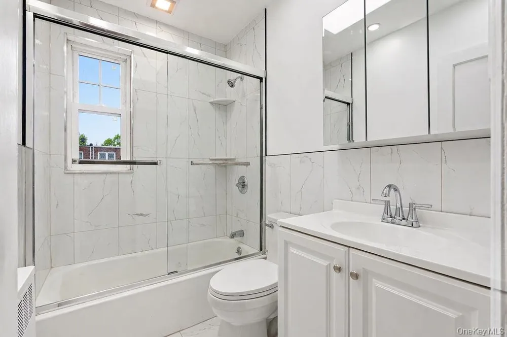 6916 Fresh Meadow Lane Fresh Meadows, NY 11365