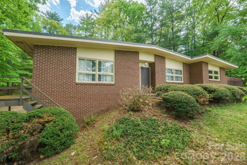 4543 Hickory Boulevard Granite Falls, NC 28630
