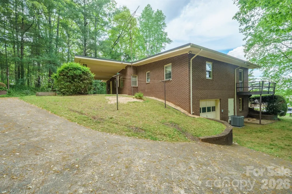 4543 Hickory Boulevard Granite Falls, NC 28630