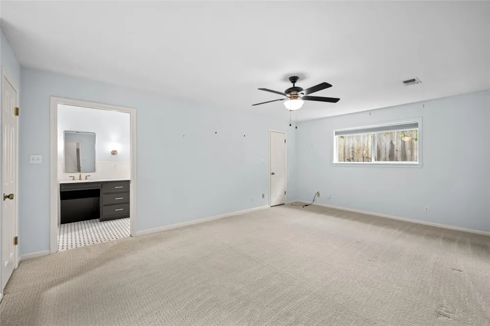 315 E Fannin Street La Grange, TX 78945