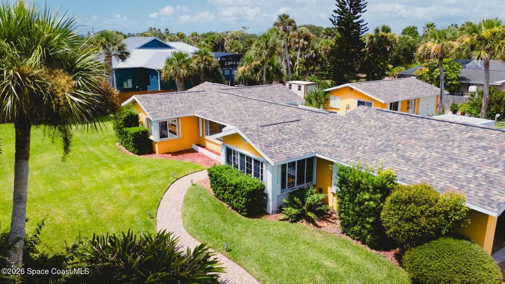702 Oak Street Melbourne Beach, FL 32951