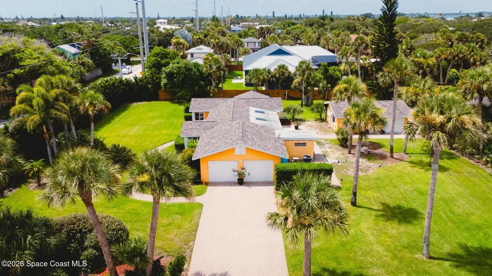702 Oak Street Melbourne Beach, FL 32951