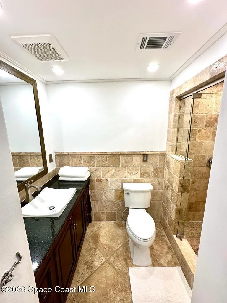 702 Oak Street Melbourne Beach, FL 32951