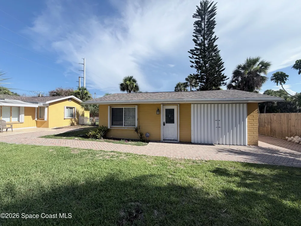 702 Oak Street Melbourne Beach, FL 32951