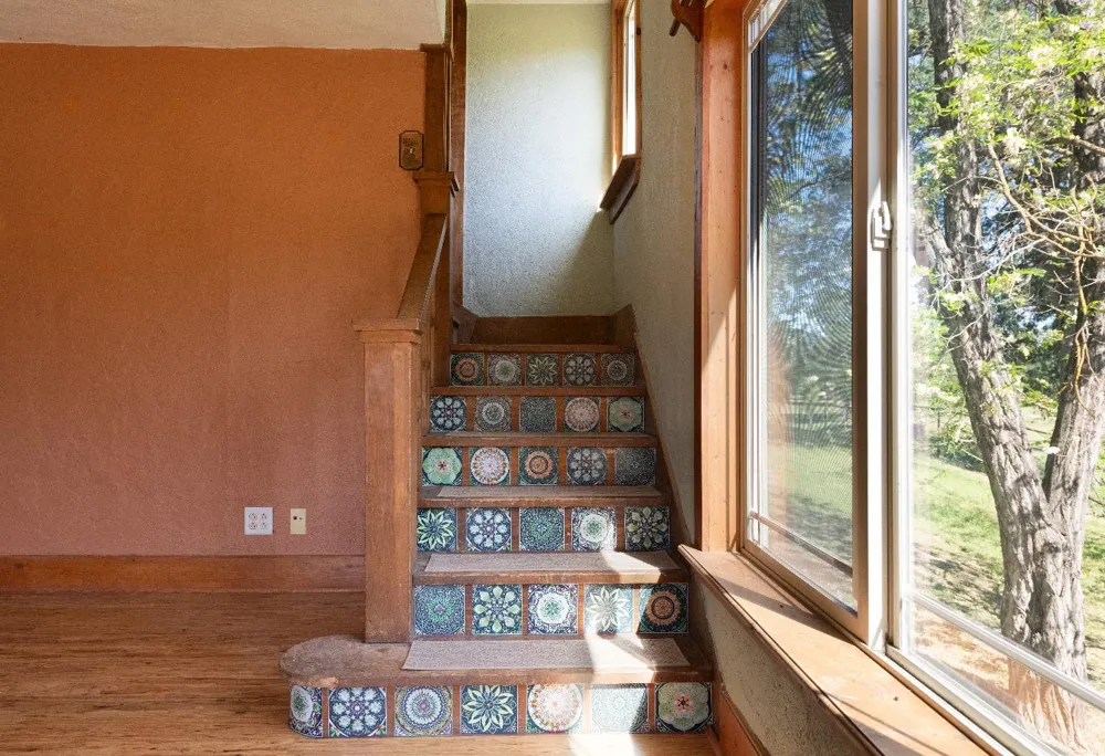 42655 Highway 49 Ahwahnee, CA 93601