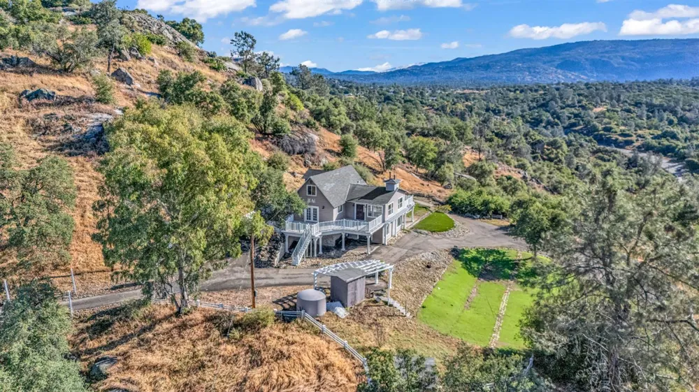 30450 Morgan Canyon Road Prather, CA 93651