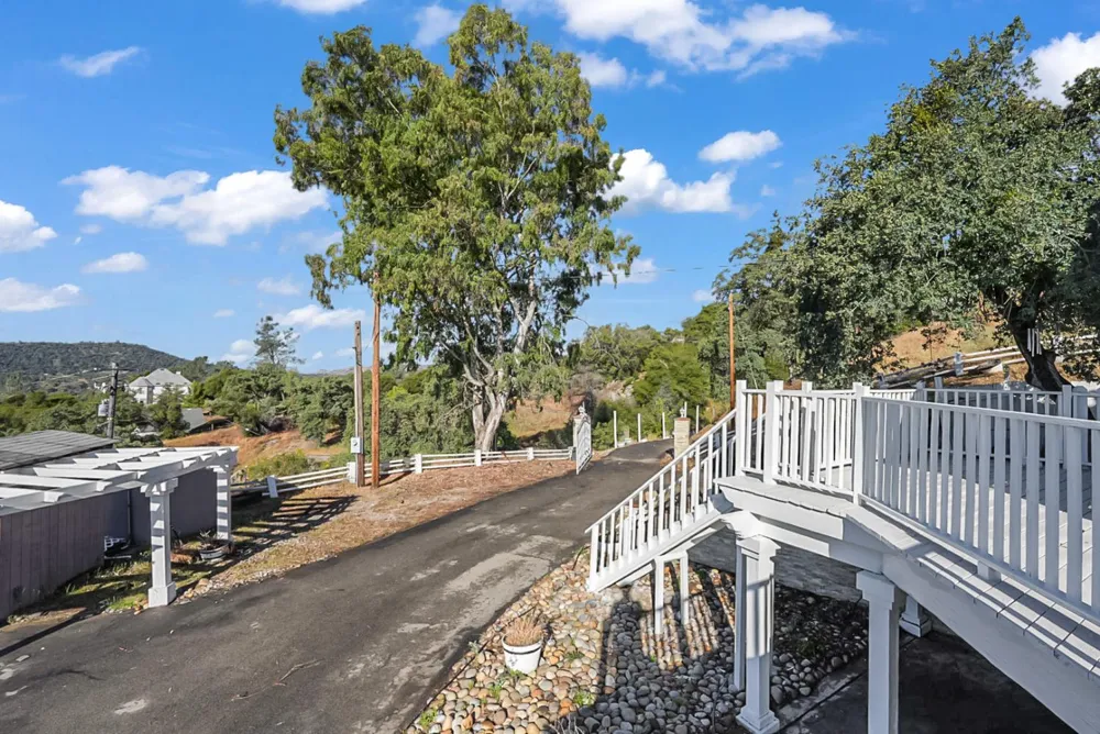 30450 Morgan Canyon Road Prather, CA 93651