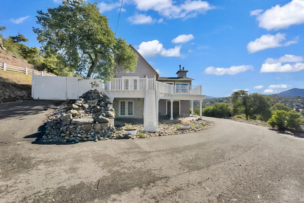 30450 Morgan Canyon Road Prather, CA 93651