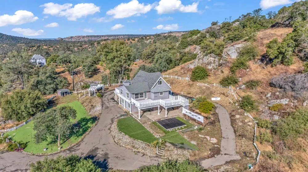 30450 Morgan Canyon Road Prather, CA 93651