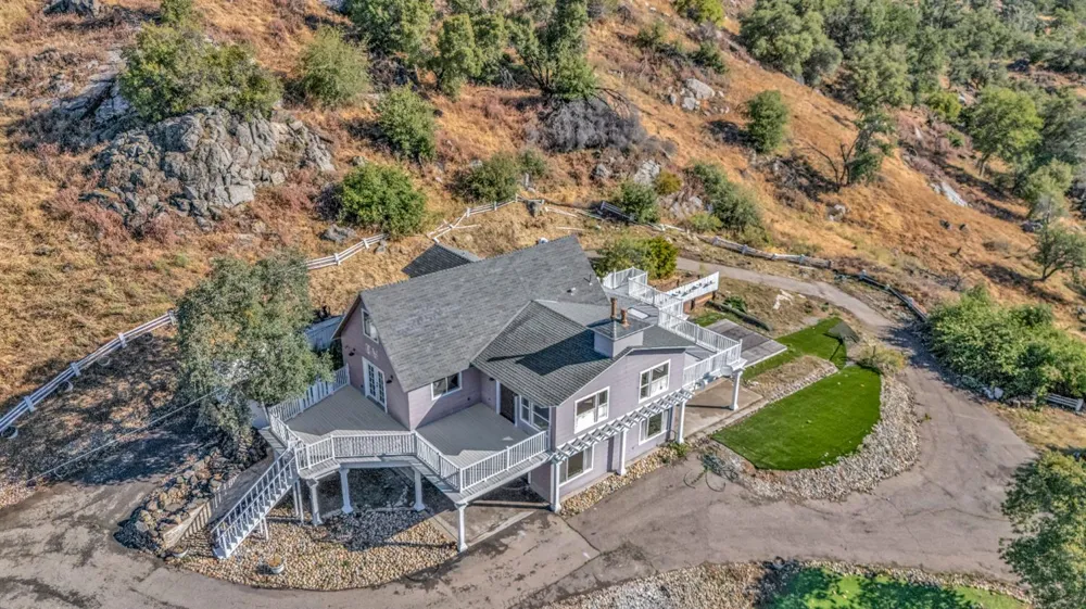 30450 Morgan Canyon Road Prather, CA 93651