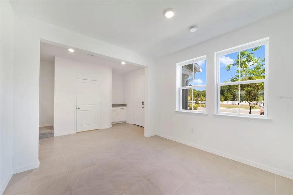 686 LOLA LANE Oviedo, FL 32765