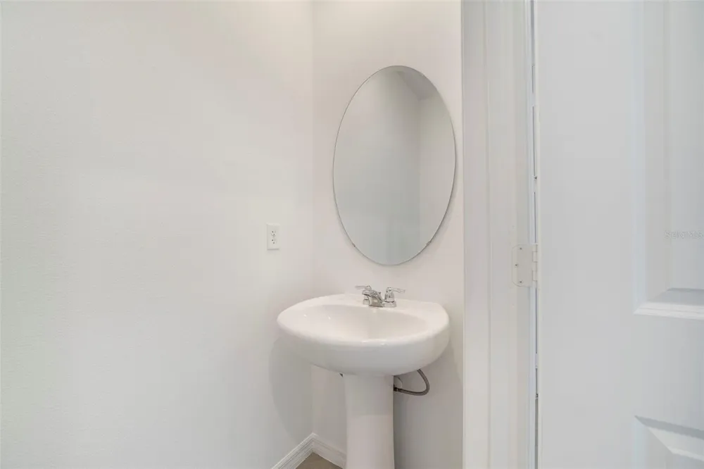 686 LOLA LANE Oviedo, FL 32765