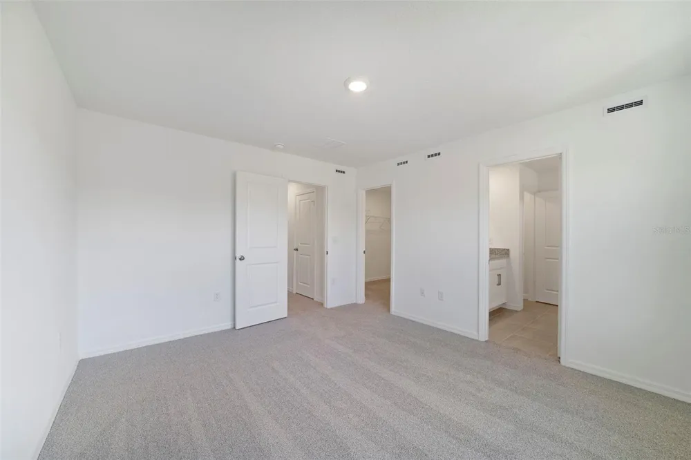 686 LOLA LANE Oviedo, FL 32765