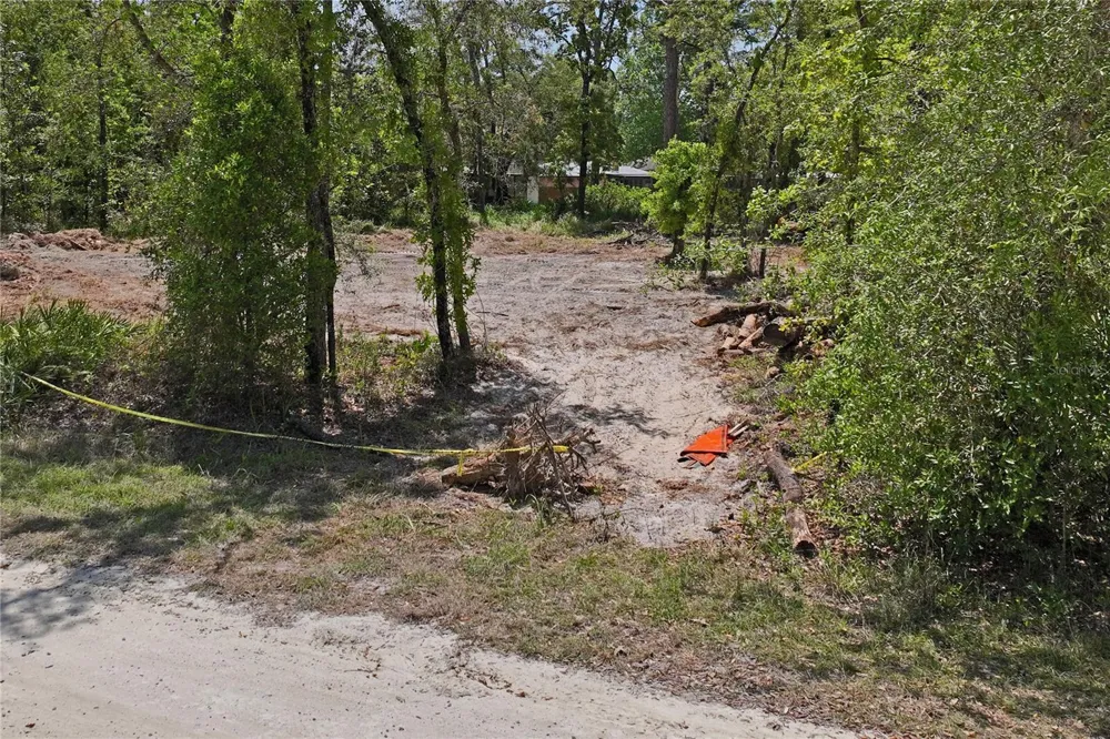 0 YELLOWSTONE AVENUE Weeki Wachee, FL 34614