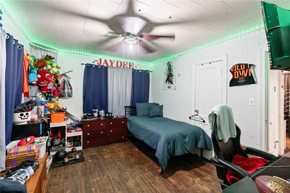 517 S Lamont Aransas Pass, TX 78336