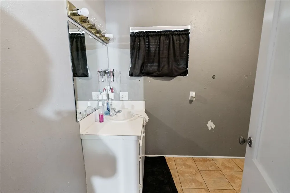 517 S Lamont Aransas Pass, TX 78336