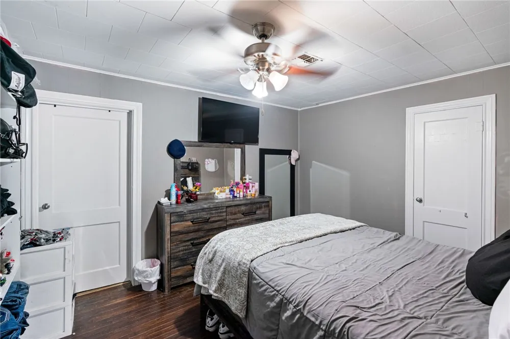 517 S Lamont Aransas Pass, TX 78336