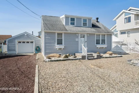 126 Bonita Road