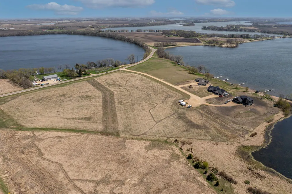 5xxx Lakeview Court Cleveland, MN 56017