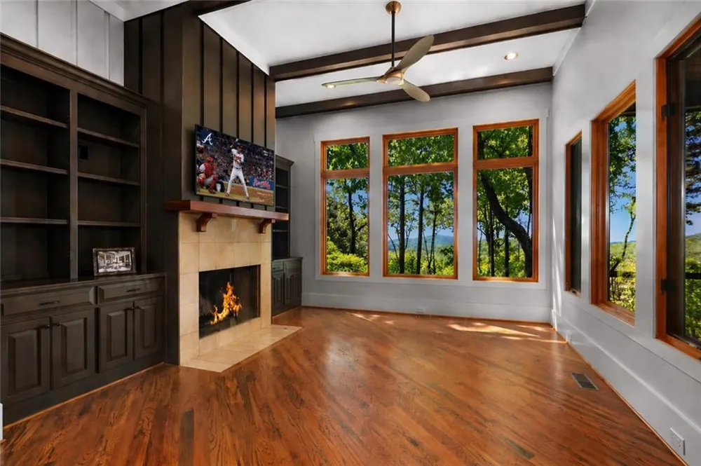 160 Bluestern Drive SE Big Canoe, GA 30143