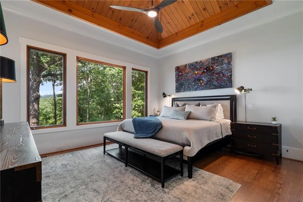 160 Bluestern Drive SE Big Canoe, GA 30143
