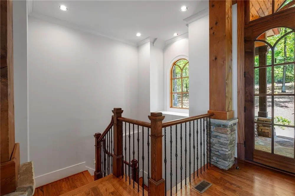 160 Bluestern Drive SE Big Canoe, GA 30143