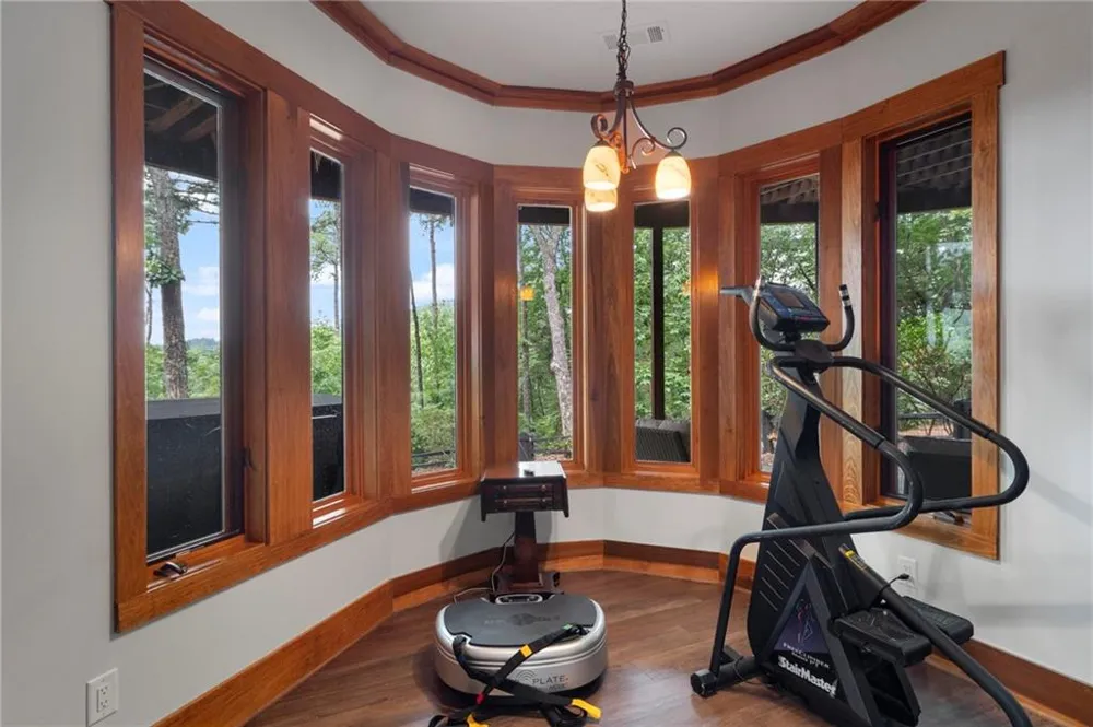 160 Bluestern Drive SE Big Canoe, GA 30143