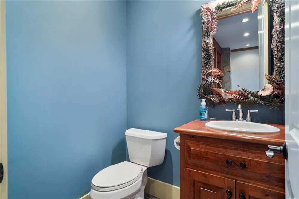 160 Bluestern Drive SE Big Canoe, GA 30143