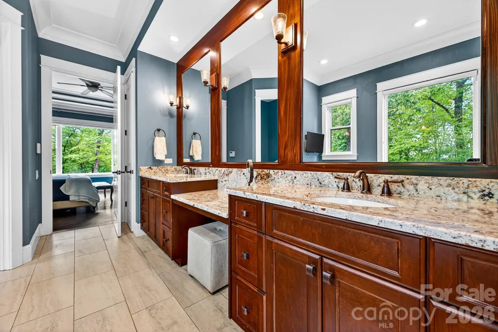 671 Mills River Way Horse Shoe, NC 28742