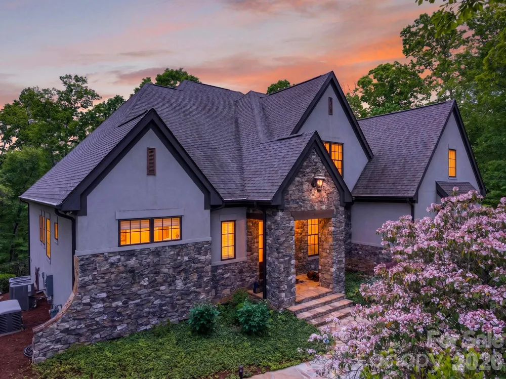 671 Mills River Way Horse Shoe, NC 28742