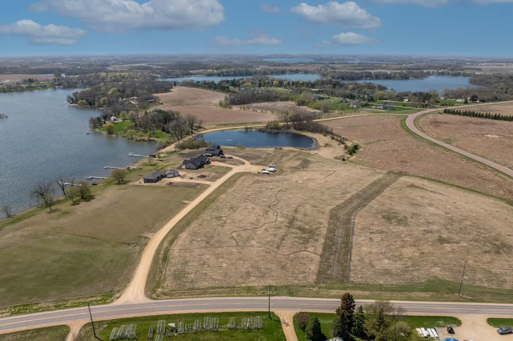 2xxx Lakeview Court Cleveland, MN 56017