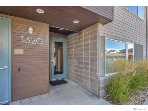 1320 Snowberry Lane #102
