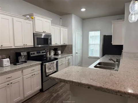 3420 Summerway Drive