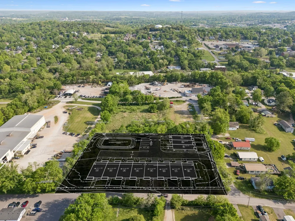 700 W 12th St Columbia, TN 38401