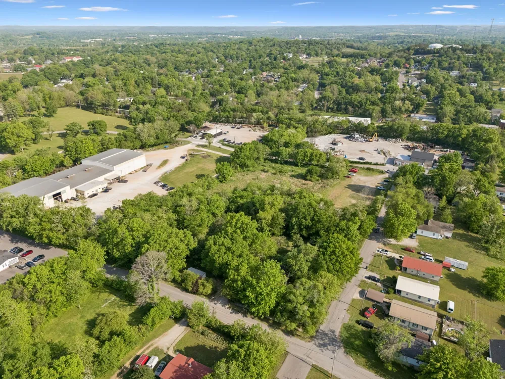 700 W 12th St Columbia, TN 38401