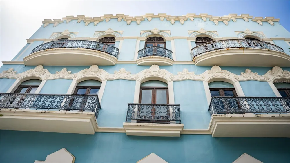 101 SOL STREET #2B Old San Juan, PR 00901