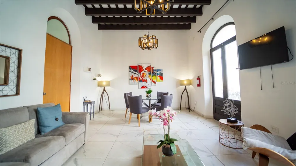 101 SOL STREET #2B Old San Juan, PR 00901