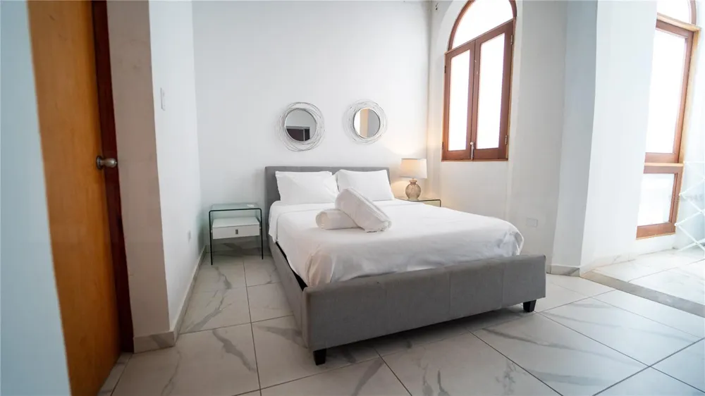 101 SOL STREET #2B Old San Juan, PR 00901