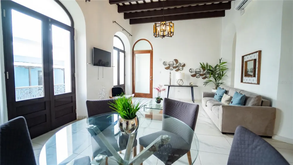 101 SOL STREET #2B Old San Juan, PR 00901