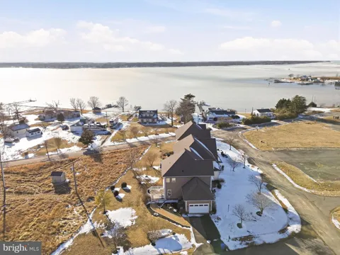 40 BRANSON COVE